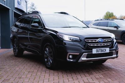 Subaru Outback 2.5 Limited Awd Cvt Petrol Crystal Black Silica