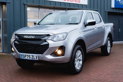 Isuzu D-Max 1.9 Dl20 Diesel Mercury Silver MetallicIsuzu D-Max 1.9 Dl20 Diesel Mercury Silver Metallic at Derek Slack Motors Middlesbrough