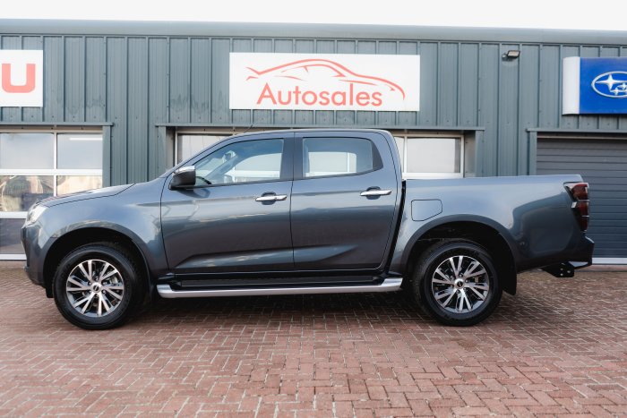 Isuzu D-Max 1.9 Dl40 Auto Diesel Obsidian Grey Mica