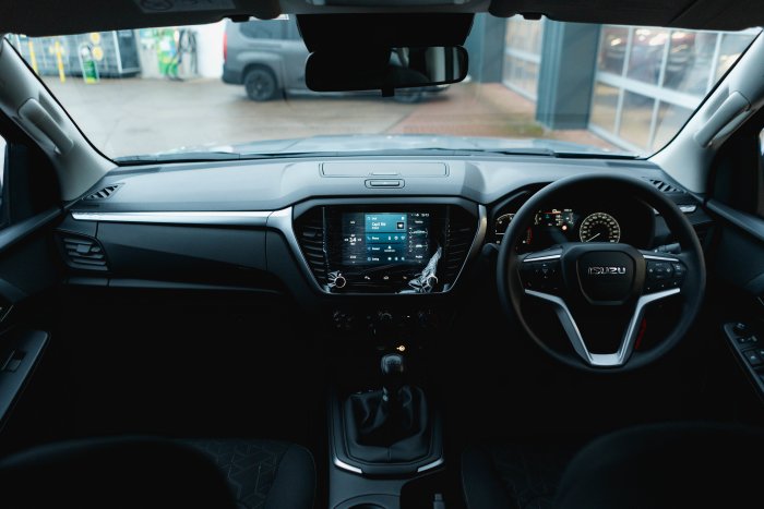 Isuzu D-Max 1.9 Dl20 Diesel Mercury Silver Metallic
