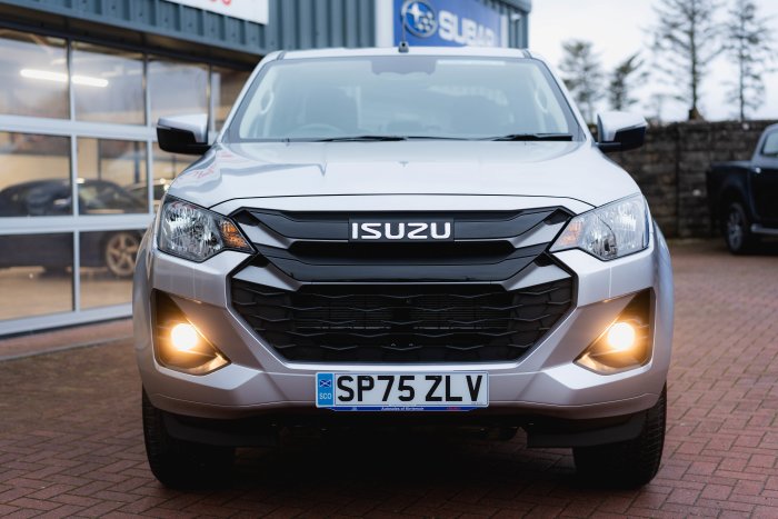 Isuzu D-Max 1.9 Dl20 Diesel Mercury Silver Metallic