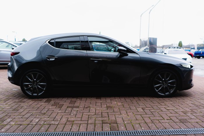 Mazda 3 2.0 Gt Sport Mhev Petrol Machine Grey