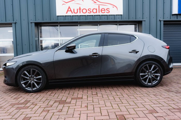 Mazda 3 2.0 Gt Sport Mhev Petrol Machine Grey