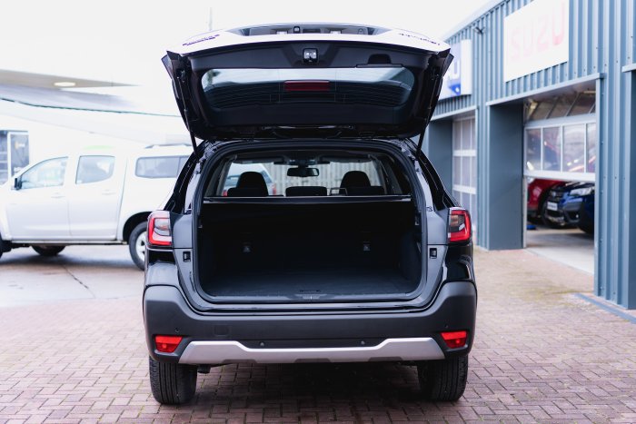 Subaru Outback 2.5 Limited Awd Cvt Petrol Crystal Black Silica