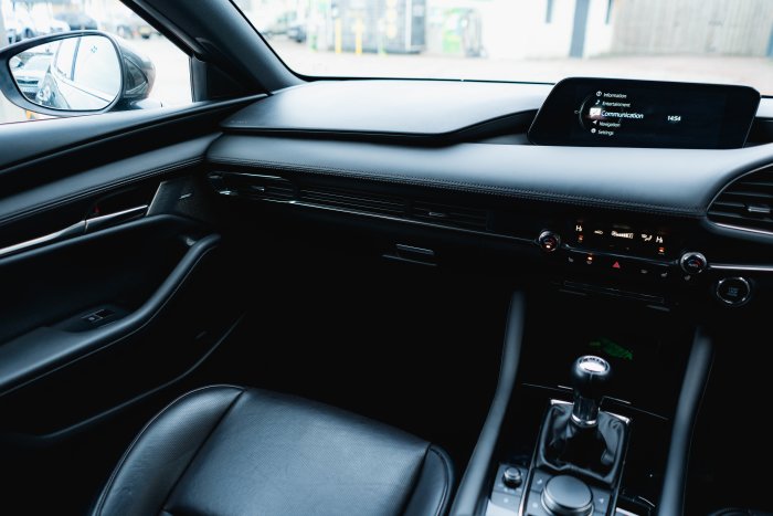 Mazda 3 2.0 Gt Sport Mhev Petrol Machine Grey