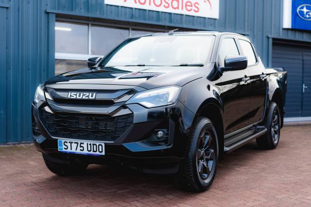 Isuzu D-Max 1.9 V-Cross Auto Diesel Onyx Black MicaIsuzu D-Max 1.9 V-Cross Auto Diesel Onyx Black Mica at Derek Slack Motors Middlesbrough