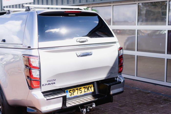 Isuzu D-Max 1.9 Dl40 Auto Diesel Mercury Silver Metallic