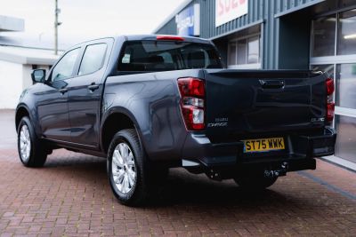 Isuzu D-Max 1.9 Dl20 Auto Diesel Obsidian Grey Mica