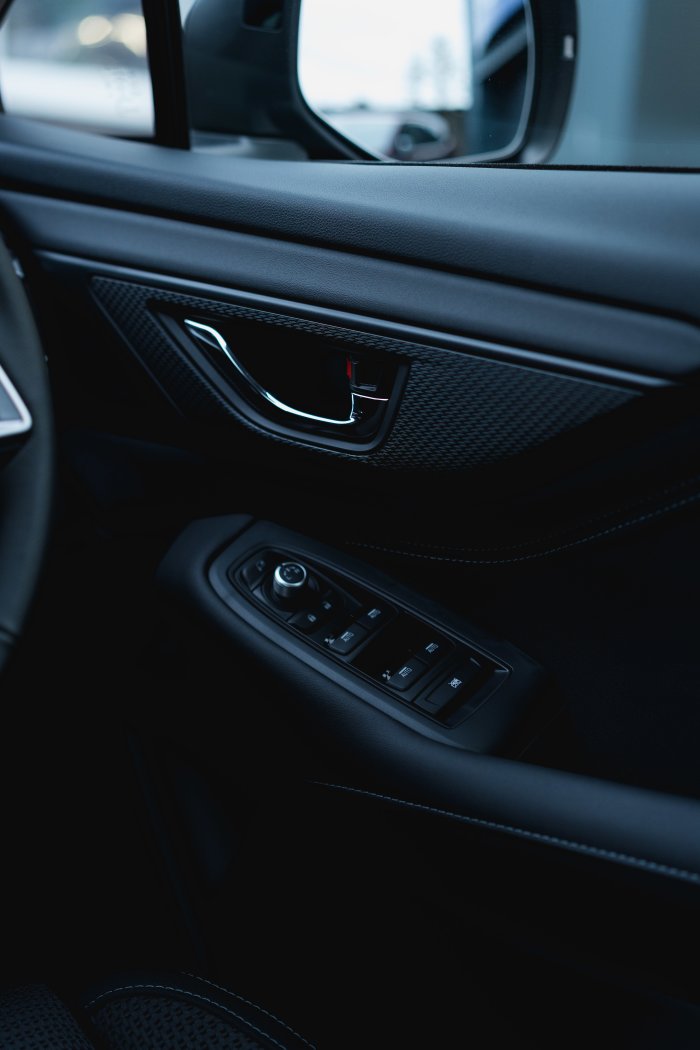 Subaru Outback 2.5 Limited Awd Cvt Petrol Crystal Black Silica