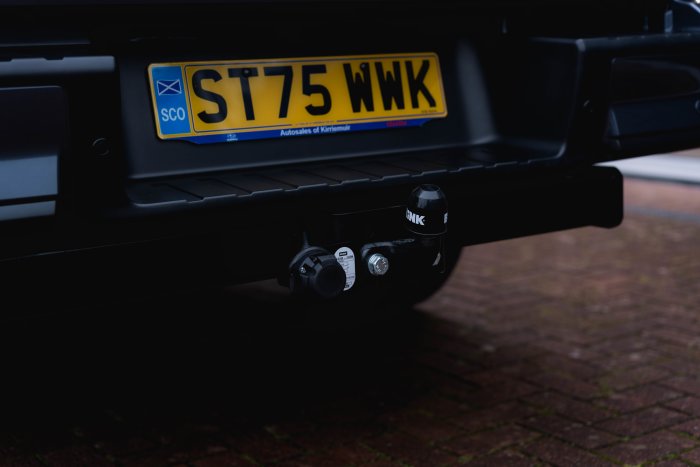 Isuzu D-Max 1.9 Dl20 Auto Diesel Obsidian Grey Mica