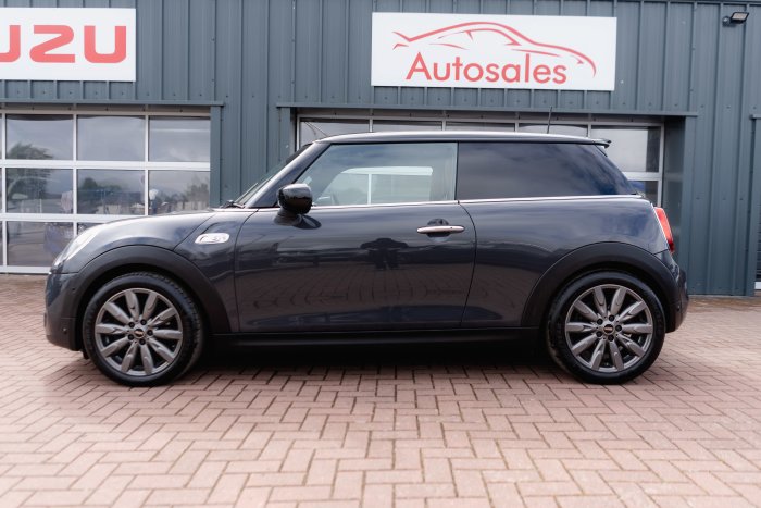 Mini Cooper 2.0 S Exclusive Auto Petrol Thunder Grey