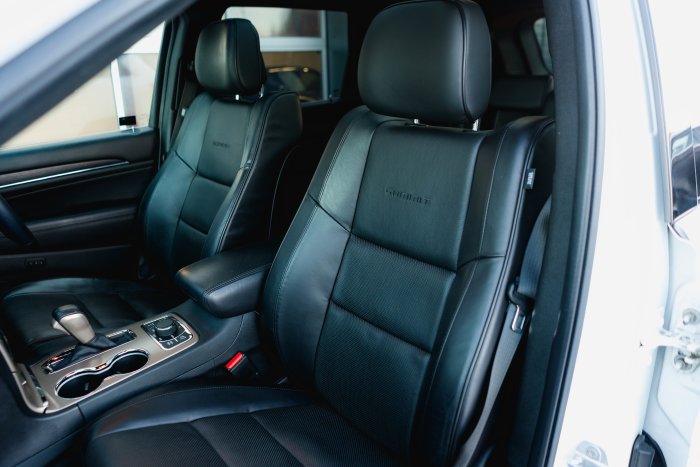 Jeep Grand 3.0 Cherokee Crd Summit Diesel Bright White Clear Coat