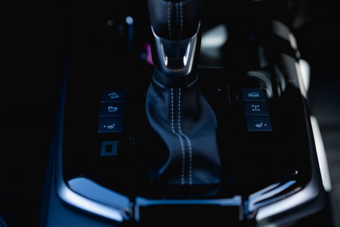 Isuzu D-Max 1.9 Dl40 Auto Diesel Mercury Silver Metallic