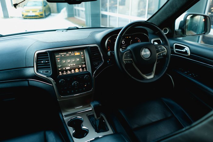 Jeep Grand 3.0 Cherokee Crd Summit Diesel Bright White Clear Coat