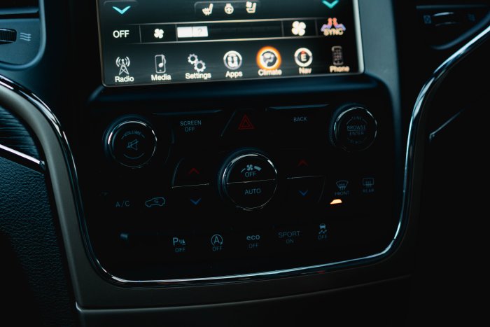 Jeep Grand 3.0 Cherokee Crd Summit Diesel Bright White Clear Coat