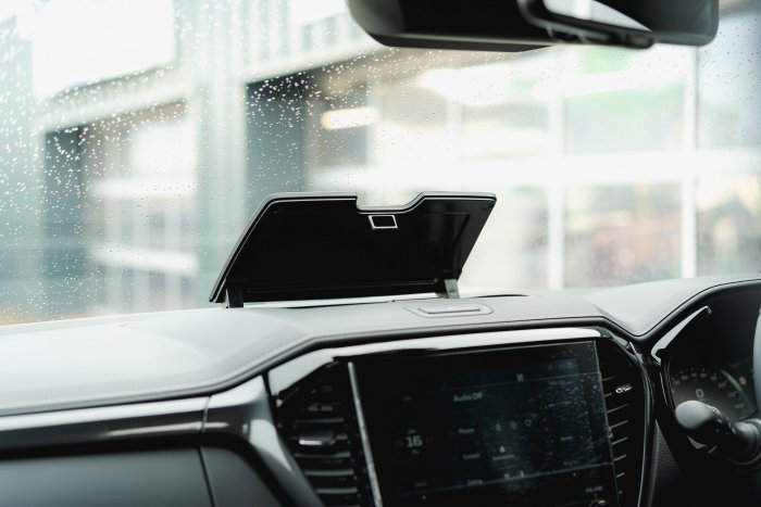 Isuzu D-Max 1.9 V-Cross Auto Diesel Onyx Black Mica