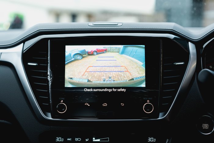 Isuzu D-Max 1.9 Dl40 Auto Diesel Onyx Black Mica