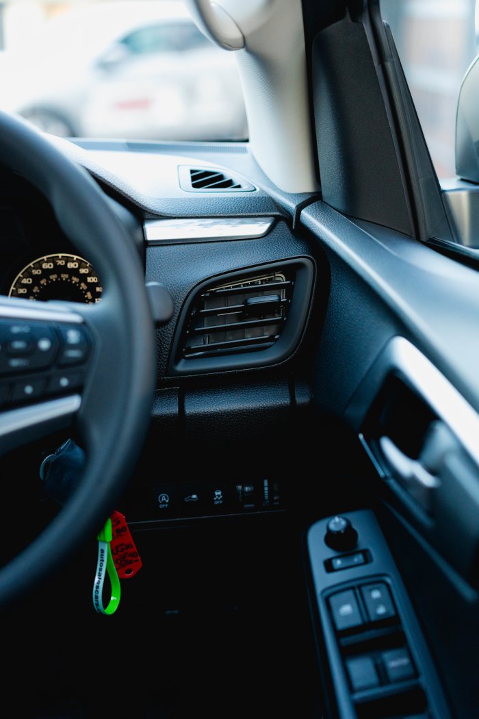 Isuzu D-Max 1.9 Dl20 Diesel Onyx Black Mica