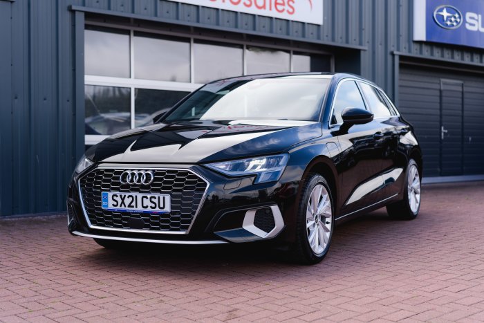 Audi A3 1.4 Sport 40 Tfsi E S-A Hybrid Electric Brilliant Black