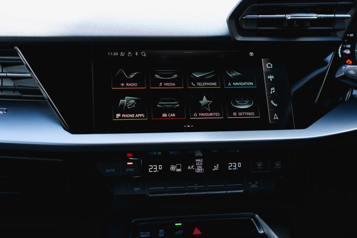 Audi A3 1.4 Sport 40 Tfsi E S-A Hybrid Electric Brilliant Black