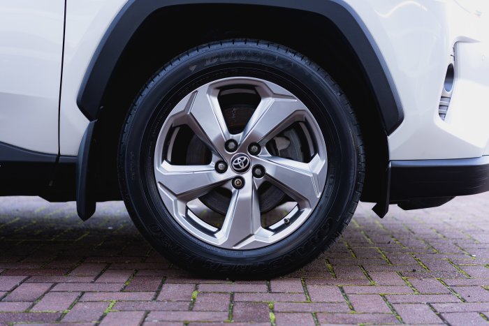 Toyota Rav4 2.5 Excel Hev 4X2 Cvt Hybrid Electric Pearl White