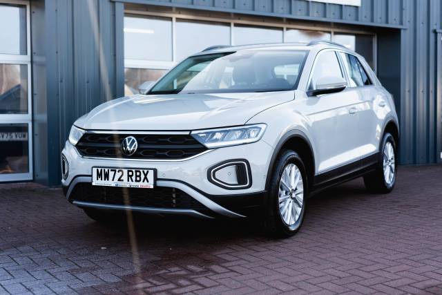 Volkswagen T-Roc 1.5 Life Tsi S-A Petrol Ascot GreyVolkswagen T-Roc 1.5 Life Tsi S-A Petrol Ascot Grey at Derek Slack Motors Middlesbrough