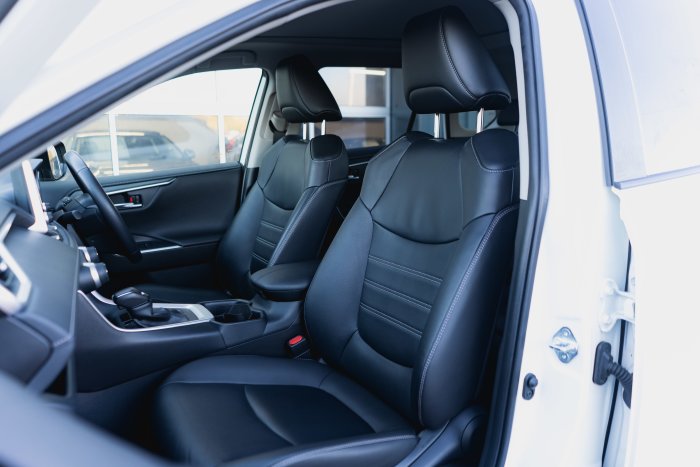 Toyota Rav4 2.5 Excel Hev 4X2 Cvt Hybrid Electric Pearl White