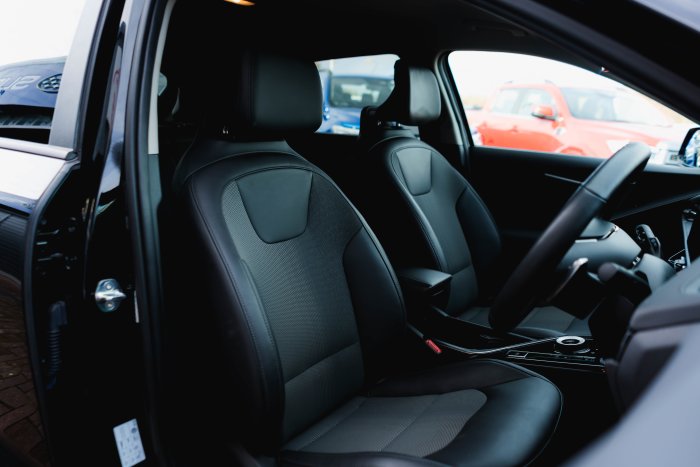 Kia Niro 1.6 3 Hev S-A Hybrid Electric Midnight Black