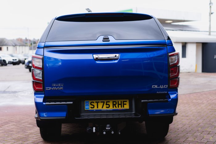 Isuzu D-Max 1.9 Dl40 Auto Diesel Biarritz Blue Metallic