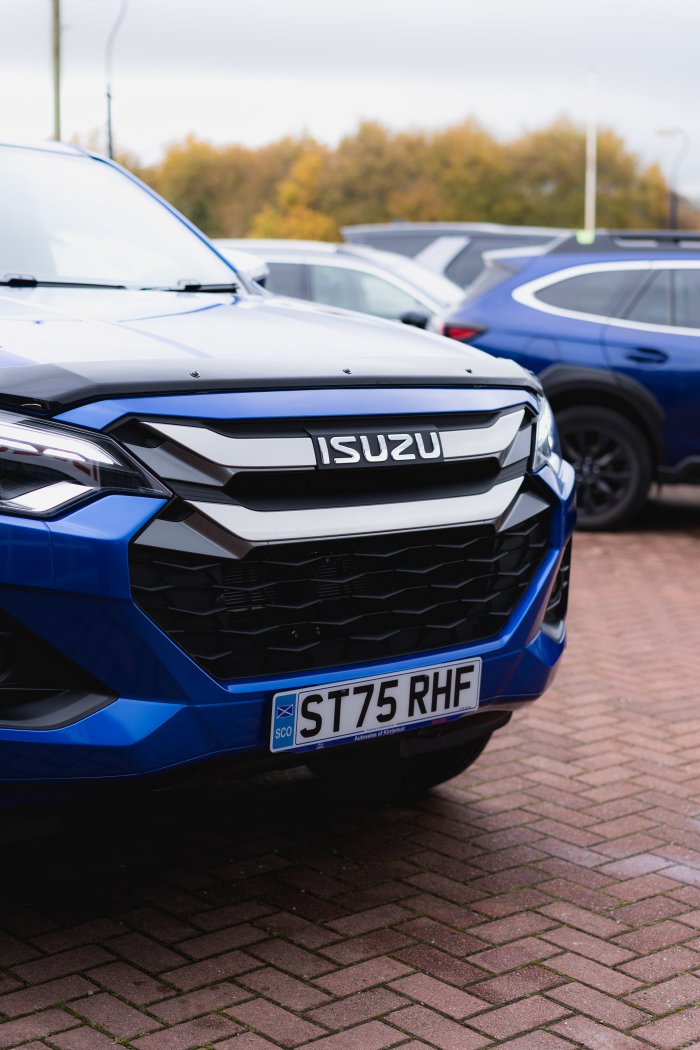 Isuzu D-Max 1.9 Dl40 Auto Diesel Biarritz Blue Metallic