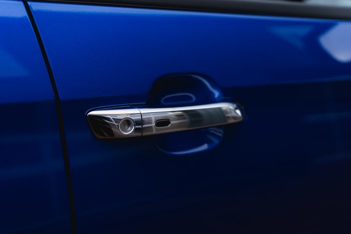 Isuzu D-Max 1.9 Dl40 Auto Diesel Biarritz Blue Metallic