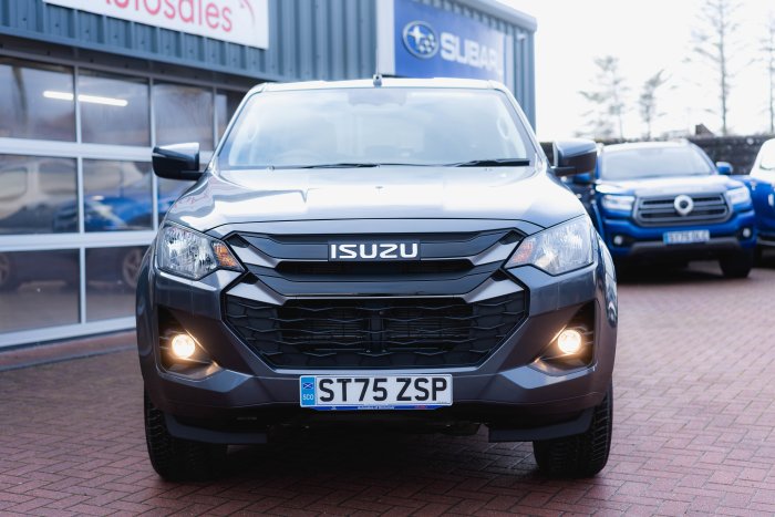 Isuzu D-Max 1.9 Dl20 Diesel Obsidian Grey Mica