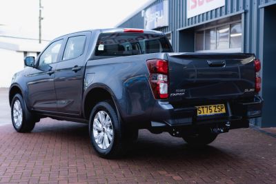 Isuzu D-Max 1.9 Dl20 Diesel Obsidian Grey Mica