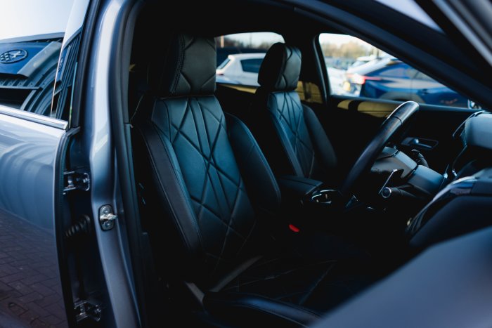 Ds DS7 1.6 Crossback Rivoli Phev Hybrid Electric Grey