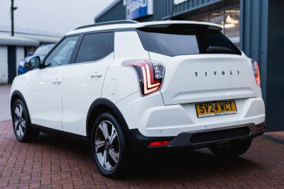 KGM Tivoli 1.5 K40 Auto Petrol Grand White