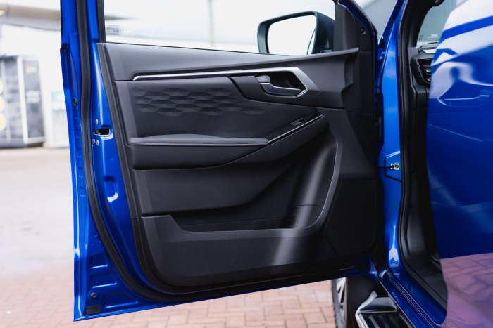 Isuzu D-Max 1.9 Dl40 Auto Diesel Biarritz Blue Metallic