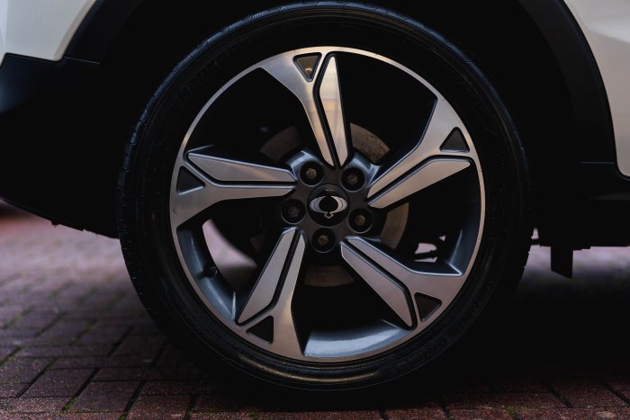 KGM Tivoli 1.5 K40 Auto Petrol Grand White