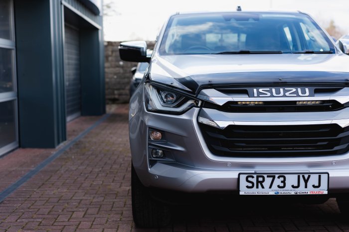 Isuzu D-Max 1.9 Dl40 Auto Diesel Mercury Silver