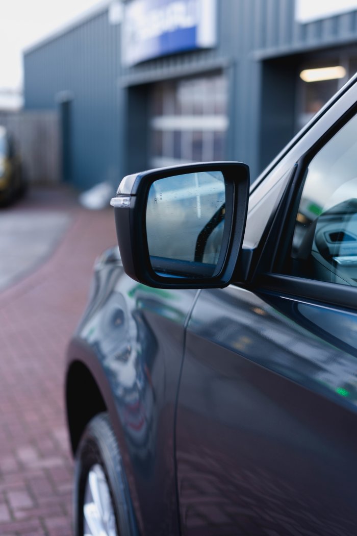 Isuzu D-Max 1.9 Dl20 Auto Diesel Obsidian Grey Mica