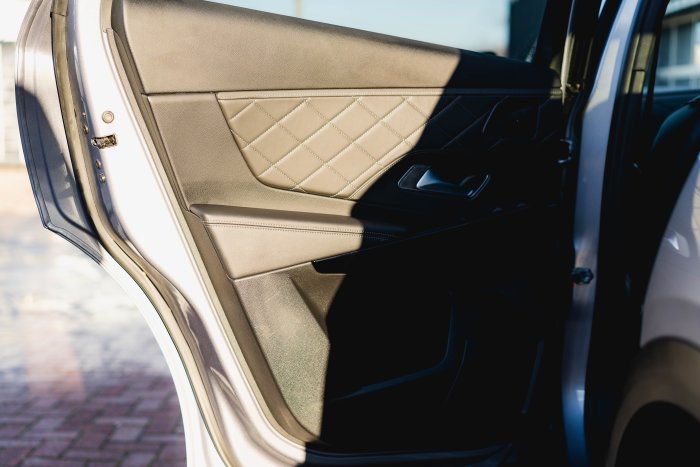 Ds DS7 1.6 Crossback Rivoli Phev Hybrid Electric Grey