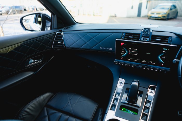 Ds DS7 1.6 Crossback Rivoli Phev Hybrid Electric Grey