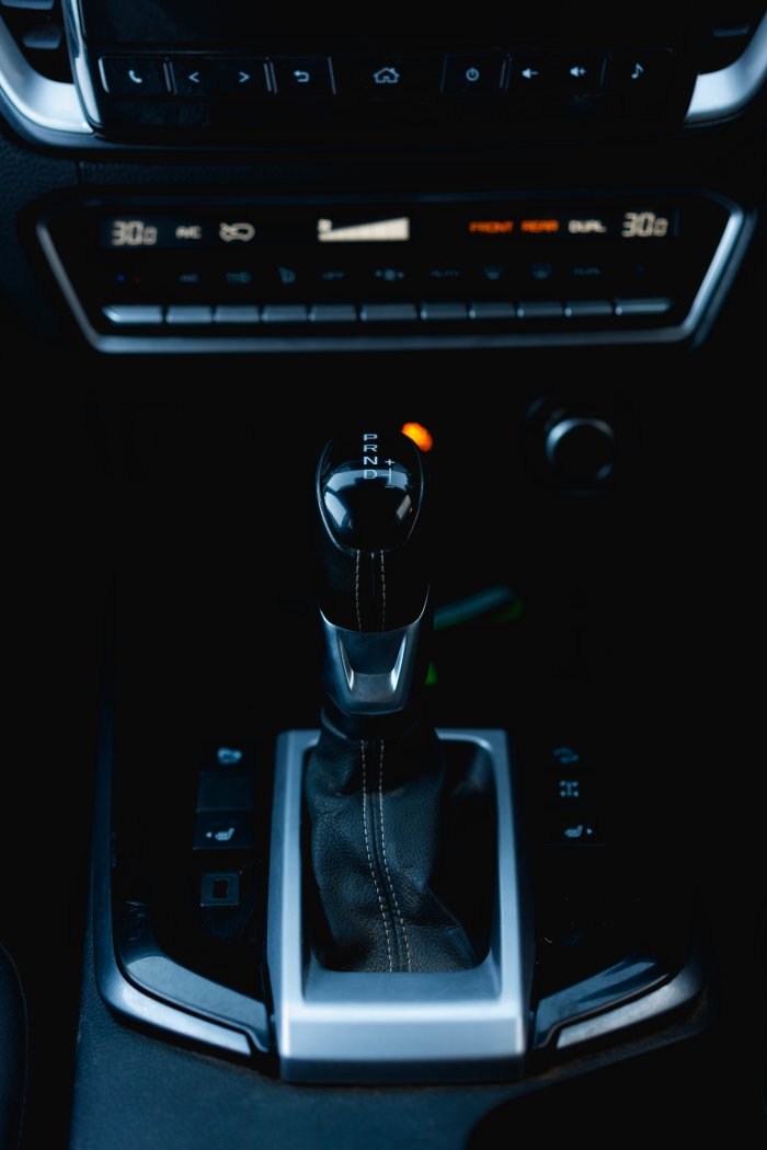 Isuzu D-Max 1.9 Dl40 Auto Diesel Mercury Silver