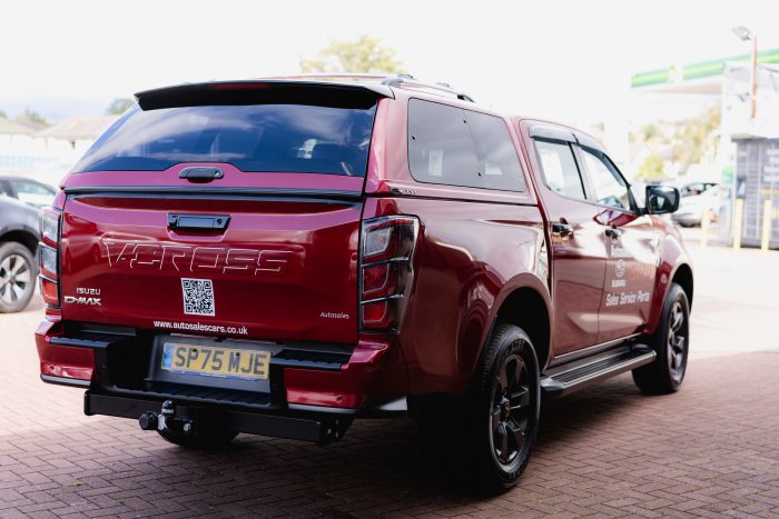 Isuzu D-Max 1.9 V-Cross Auto Diesel Red Spinel Mica