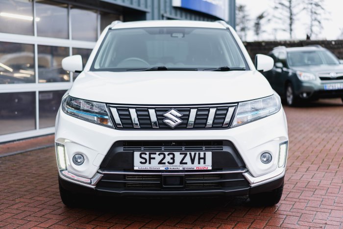 Suzuki Vitara 1.4 Sz-T Boosterjet Mh Hybrid Electric Superior White