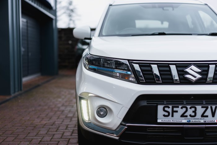 Suzuki Vitara 1.4 Sz-T Boosterjet Mh Hybrid Electric Superior White