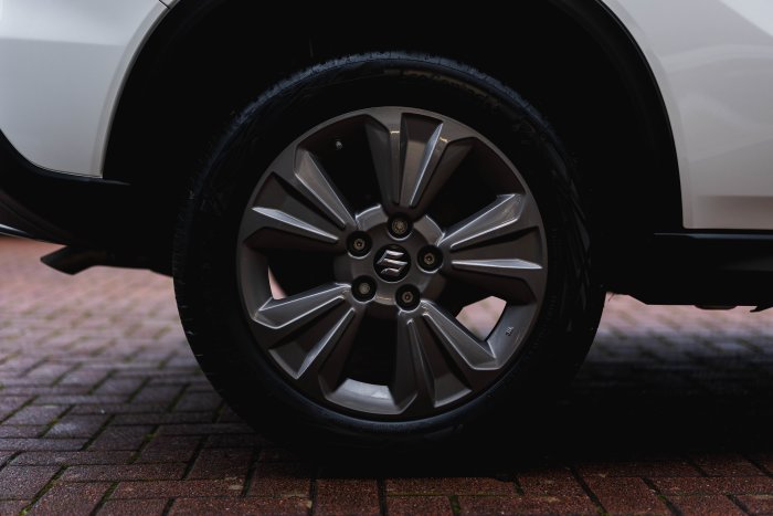 Suzuki Vitara 1.4 Sz-T Boosterjet Mh Hybrid Electric Superior White