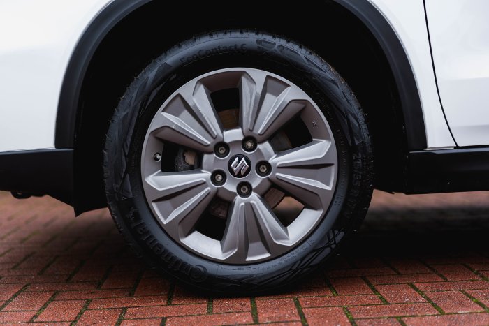 Suzuki Vitara 1.4 Sz-T Boosterjet Mh Hybrid Electric Superior White