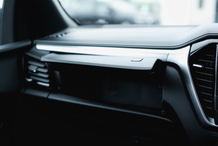 Isuzu D-Max 1.9 Dl40 Auto Diesel Mercury Silver Metallic