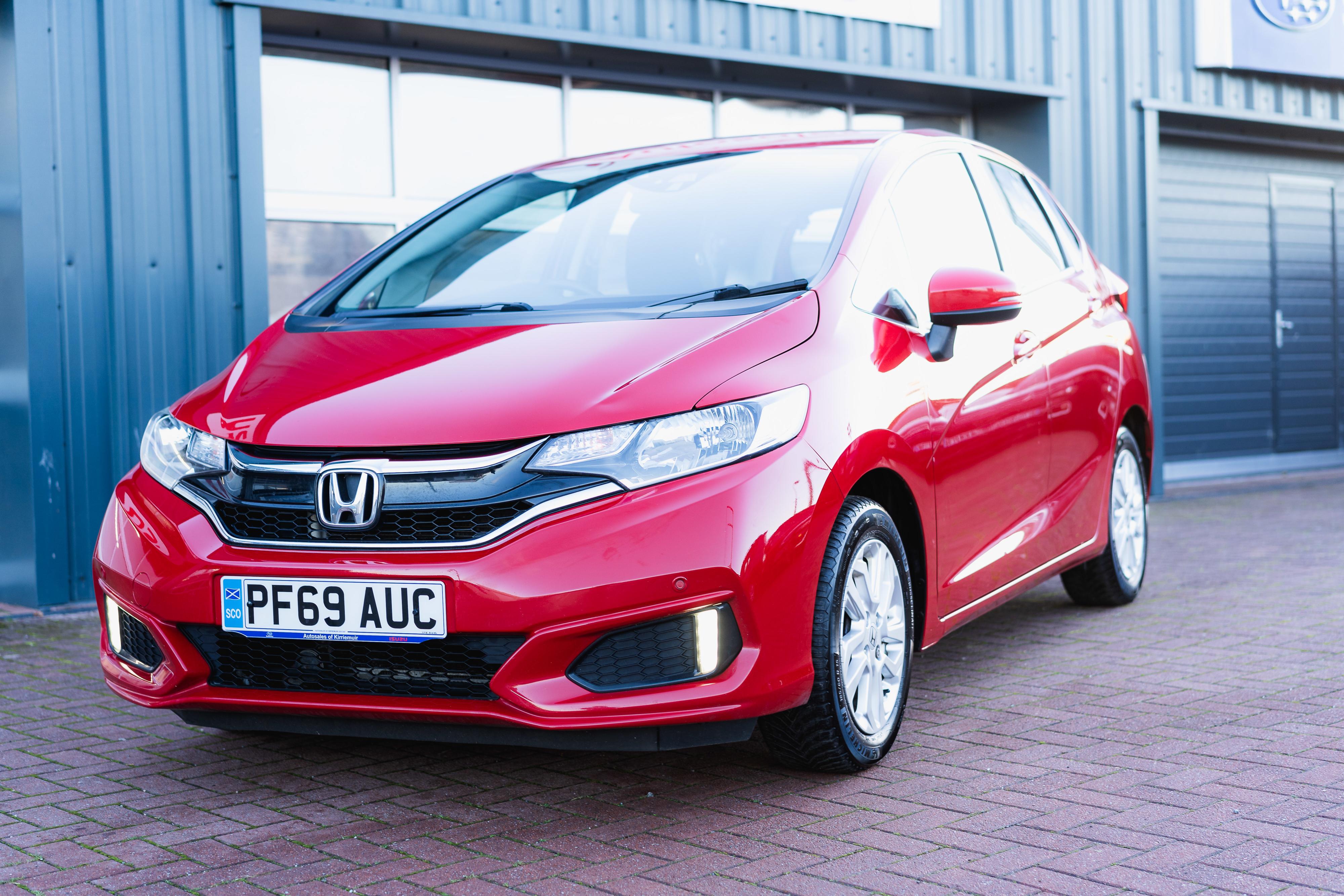 Honda Jazz 1.3 Se I-Vtec Cvt Petrol Red