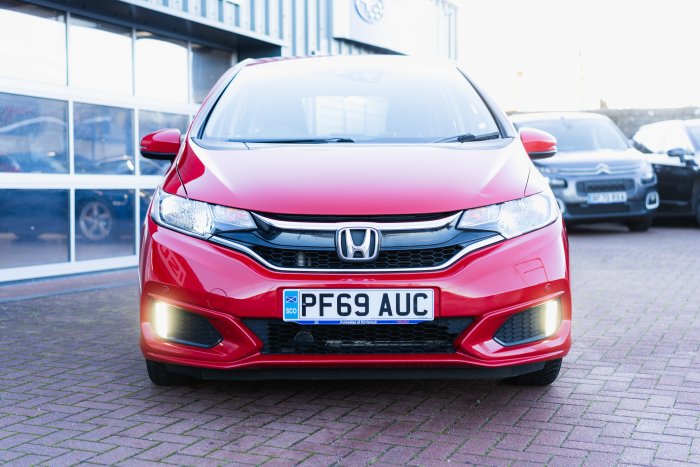 Honda Jazz 1.3 Se I-Vtec Cvt Petrol Red